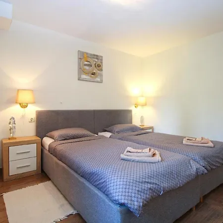 Fuer 2 Personen Ca 22 Qm In Pula, Istrien Istrische Riviera Pula