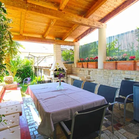 Fuer 2 Personen Ca 22 Qm In Pula, Istrien Istrische Riviera *